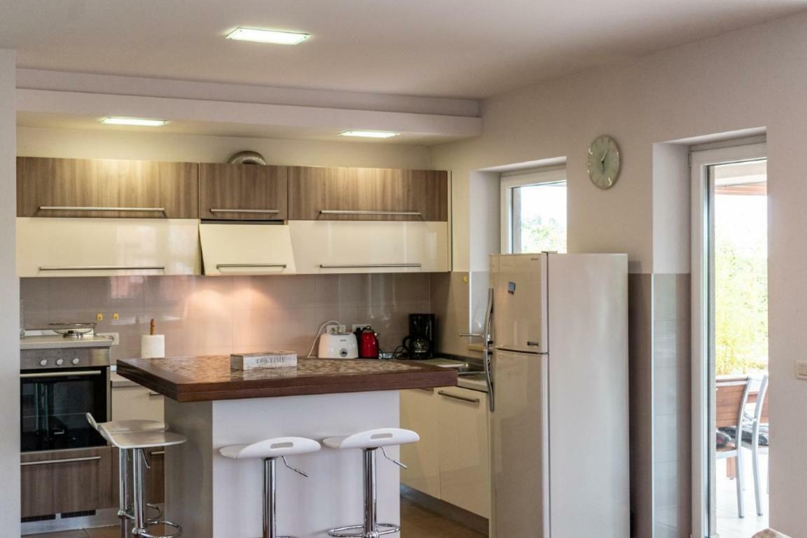 House Mia Apartment Ližnjan Екстериор снимка